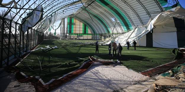 Fırtınanın ardından 130 hasar tespit başvurusu