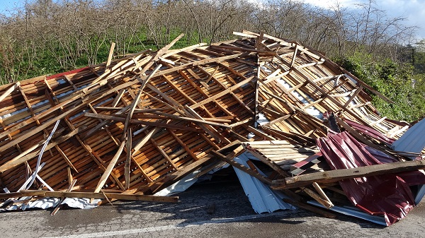 Fırtınayı deprem zannettiler!