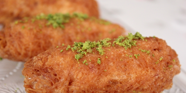 Fıstıklı kadayıf sarma