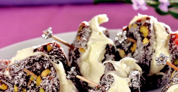 Fıstıklı kaymaklı cezerye nasıl yapılır? Fıstıklı ve kaymaklı cezerye tarifi