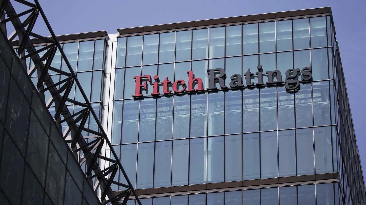 Fitch ilan etti: Mısır'ın kredi notunu yükseltti