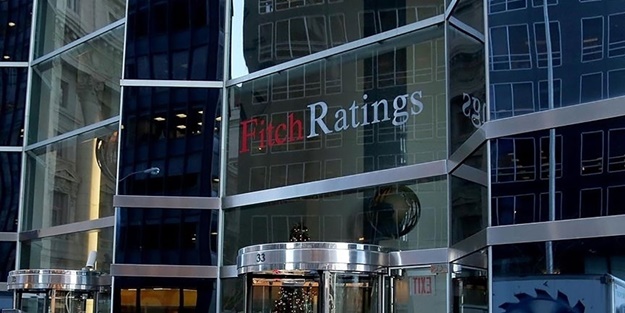Fitch'ten İngiltere'ye flaş uyarı!