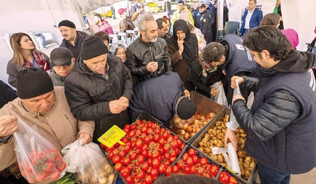 Fiyatlar dibe vurdu! Marketler kilo sınırı getirdi