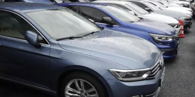 Fiyatlar sert düştü... Bayilerde araç kalmadı