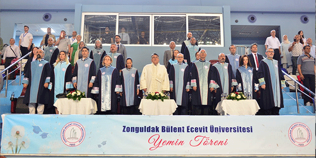 Fizyoterapi ve rehabilitasyon mezunları için yemin töreni düzenlendi