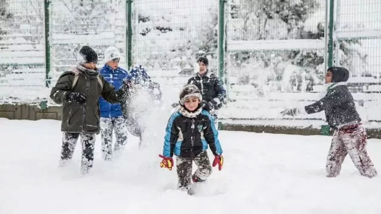 Flaş açıklama az önce geldi! Okullar cuma gününe kadar...