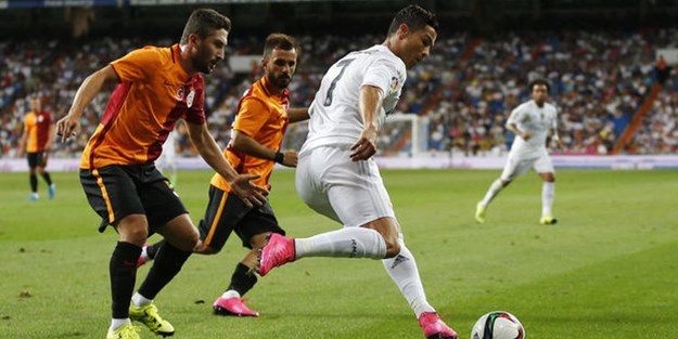 Flaş gelişme! Yıldız futbolcudan sürpriz karar