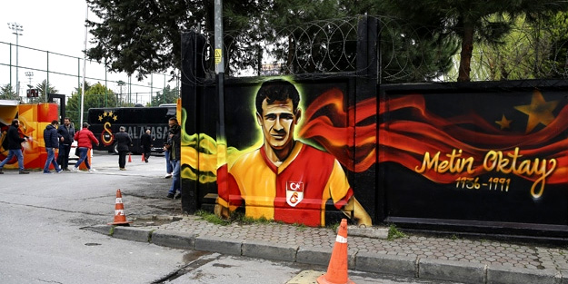 Florya grafitilerle süslendi