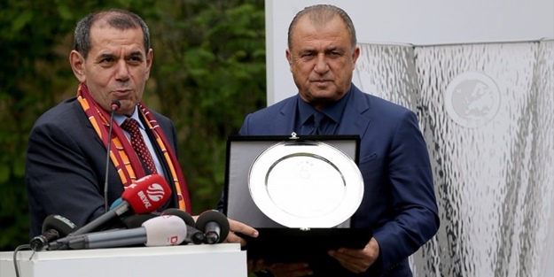 Florya'da Terim sürprizi!