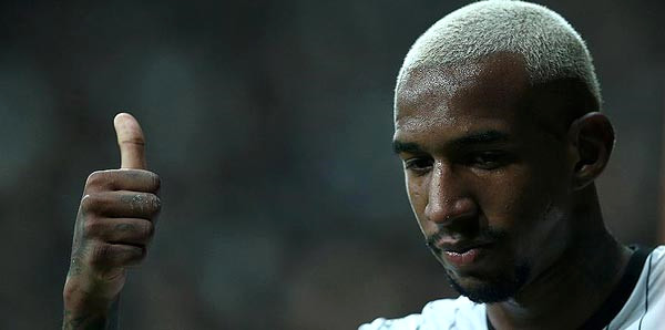 Flütle İstiklal Marşı çalan Talisca, konuştu!