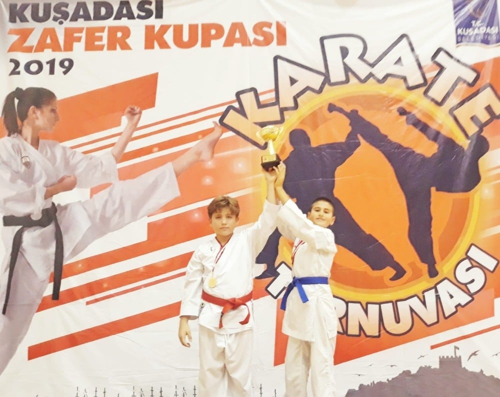 Foçalı Sporcu madalyaya doymuyor 