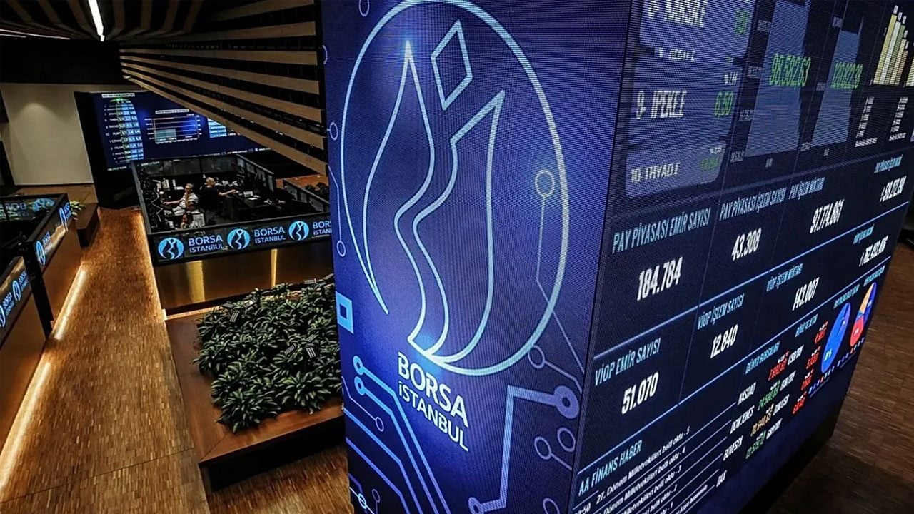 Fon soruşturması ve küresel riskler etkili oldu! Borsa 11 bin puanın altına düştü, kazanımlar gitti!