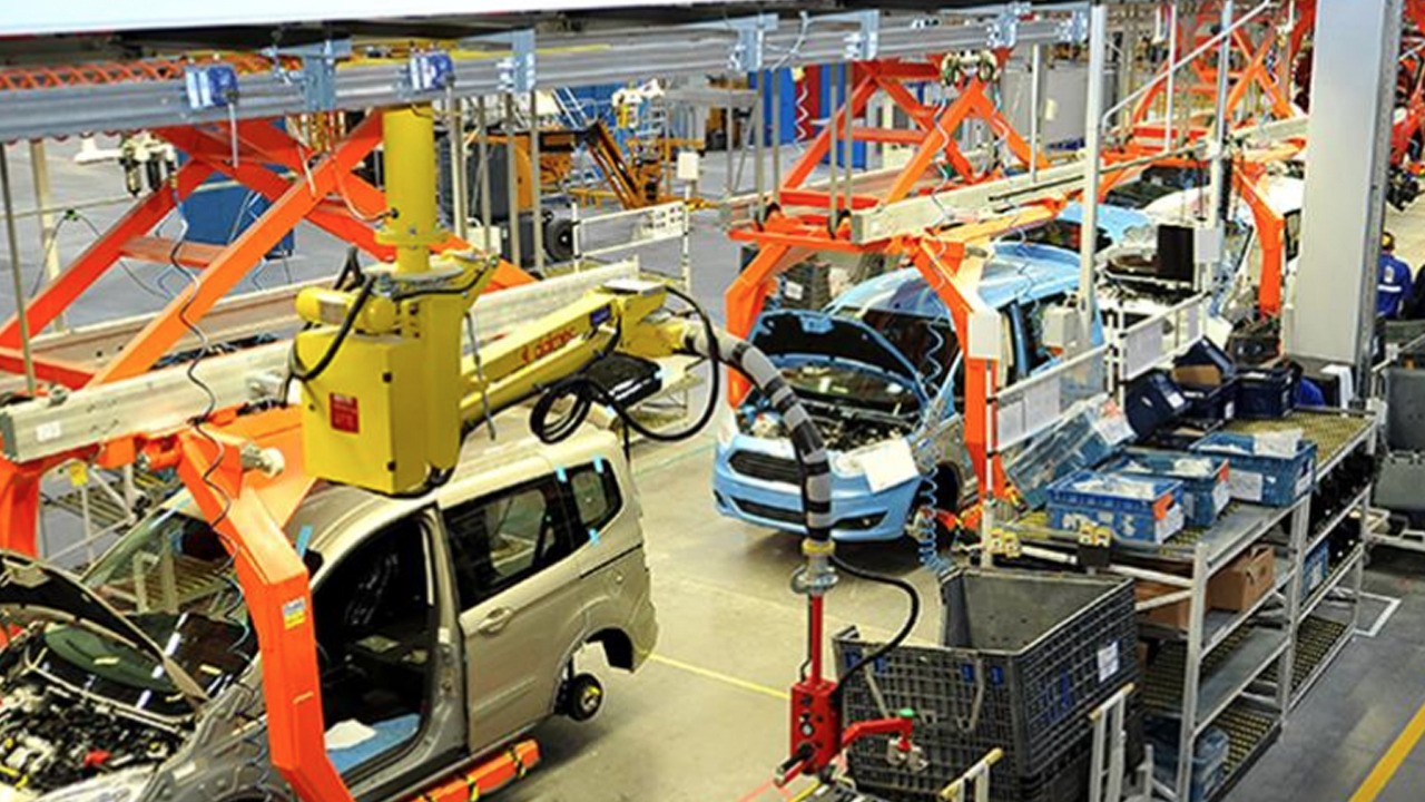 Ford, 2025 yılı Trump'ın gümrük vergileri: 1,39 milyar euroluk büyük darbe bekliyor