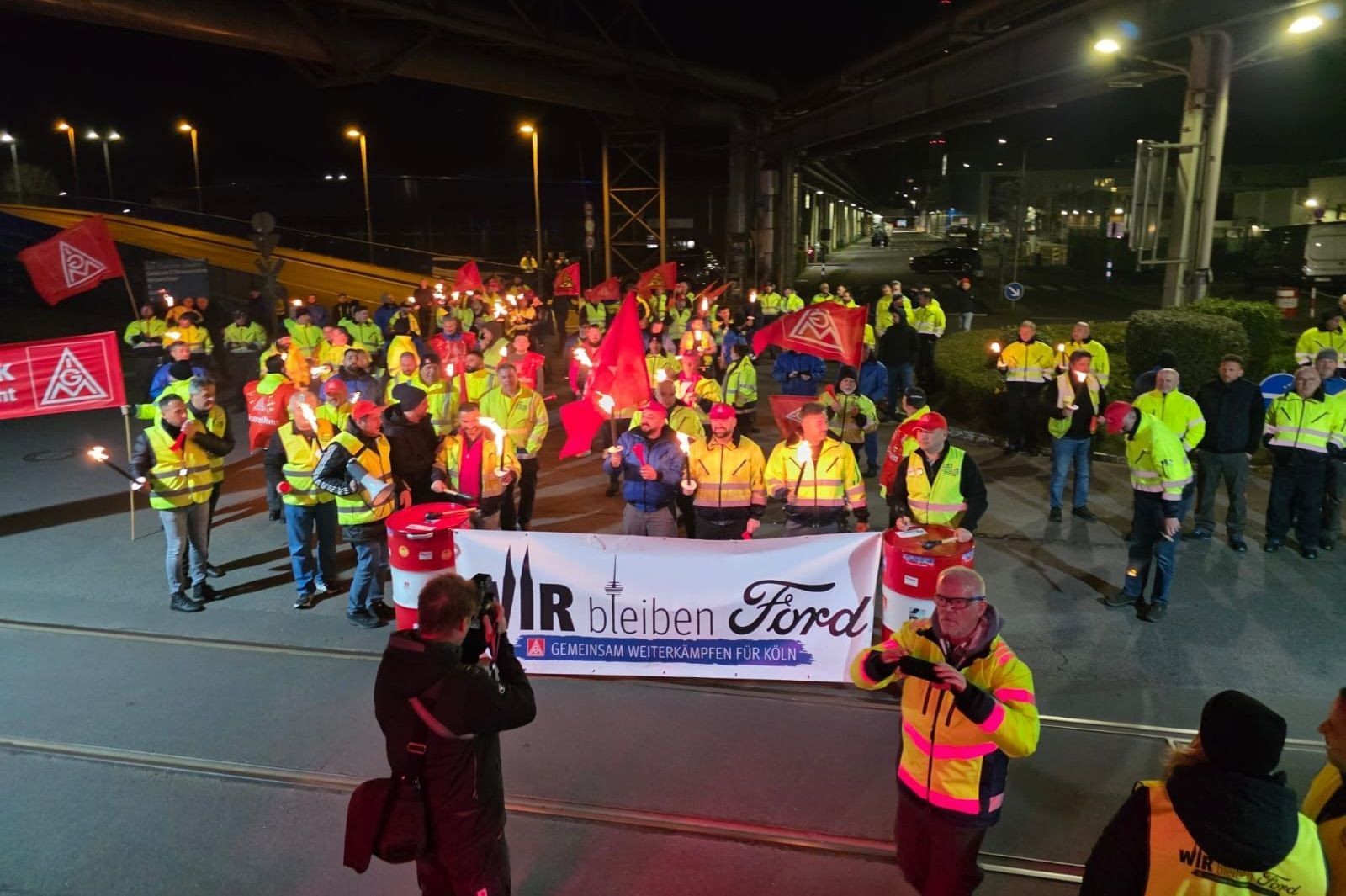 Ford Almanya’da çalkantı sürüyor! Köln fabrikasında iflas ve işten çıkarma endişesi