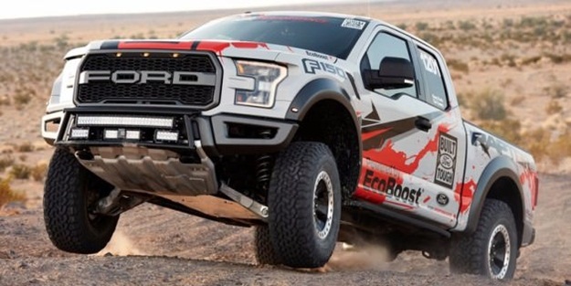 Ford'un devi caddeye iniyor