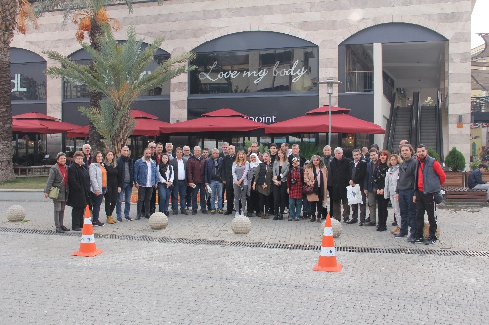 Forum Mersin yönetimi, gazetecilerle buluştu 