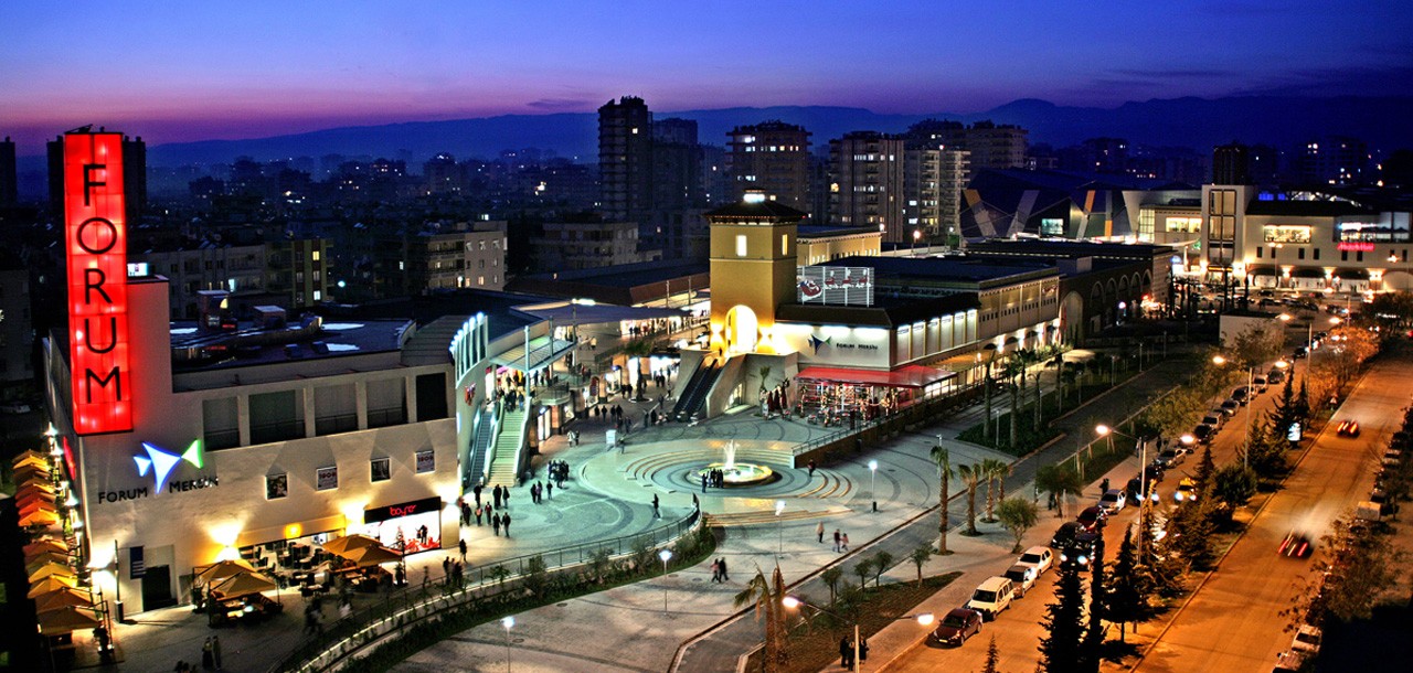 Forum Mersin’de yönetmen koltuğuna minikler geçti