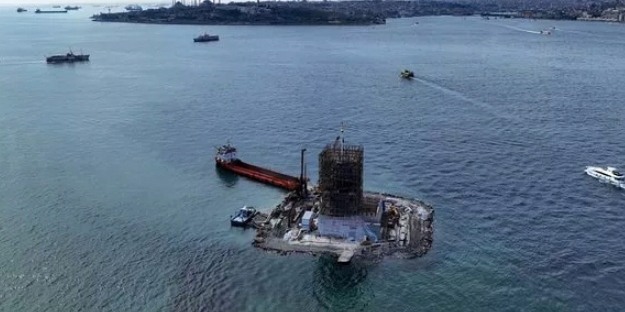 Fotoğraflar geldi! Kız Kulesi'nde kubbe ahşap imalatları tamamlandı... İşte son görüntü...