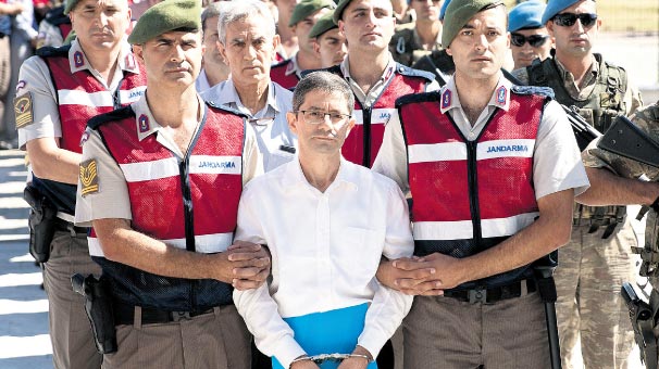 Fotoğrafta dikkat çeken detay!