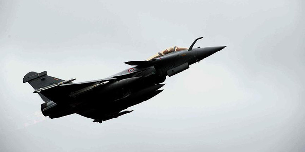 15 bin DAEŞ'linin bulunduğu üs vuruldu