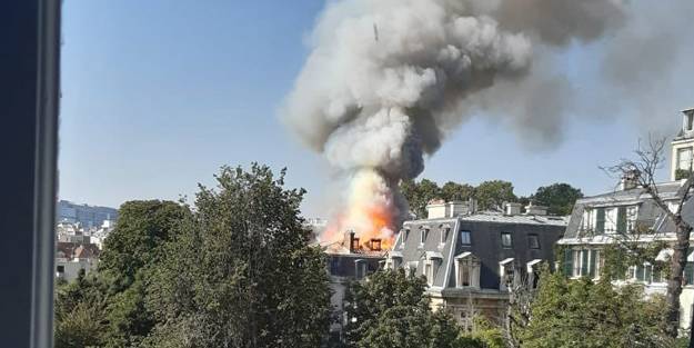 Fransa başbakanının konutunun yakınında hareketli dakikalar