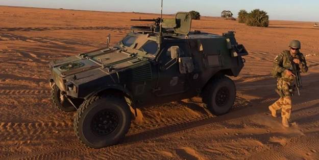 Fransa bölgede hezimete uğradı! Çekiliyorlar