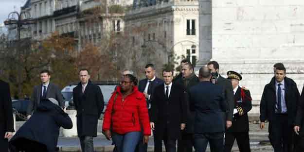 Fransa Cumhurbaşkanı Macron en ateşli noktada