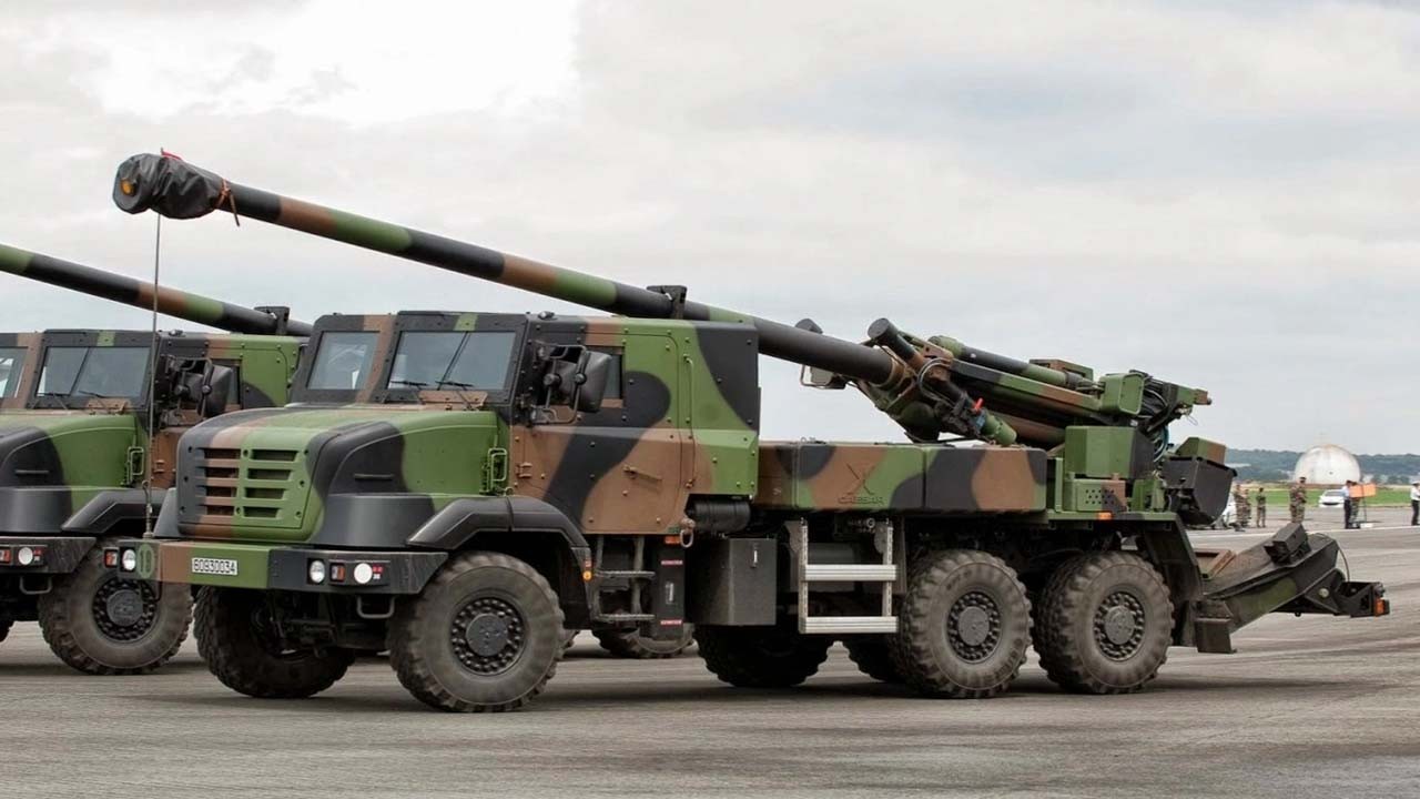 Fransa el konulan para karşılığında Ukrayna'ya obüs satacak!