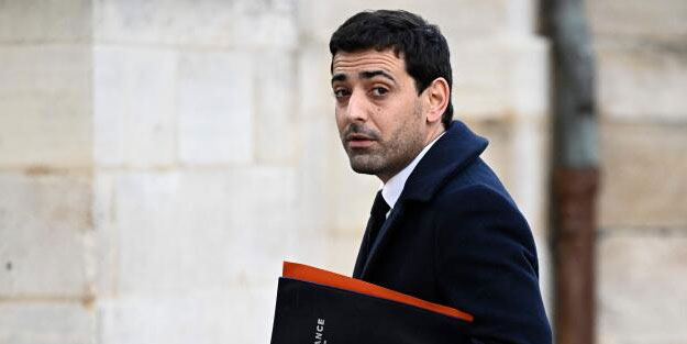 Fransa siyonist rejime sahip çıktı