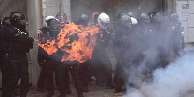 Fransa yanıyor! Endişeliyiz