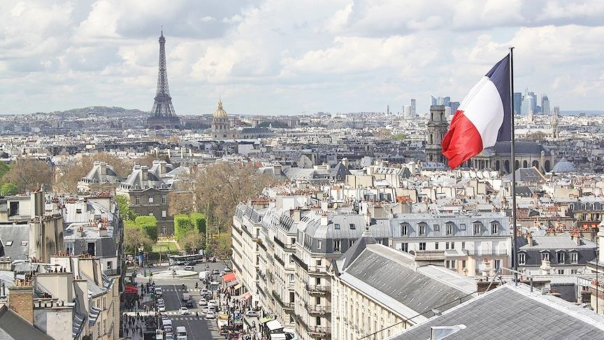 Fransa'da 19 bölgede kırmızı alarm verildi