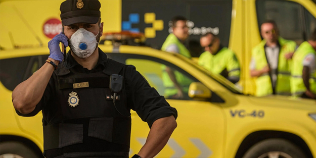 Fransa'da bıçaklı saldırı: 1 polis öldü