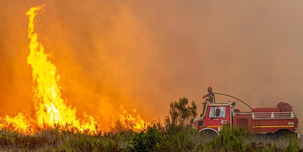 Fransa'da büyük yangın! İşte bilançosu