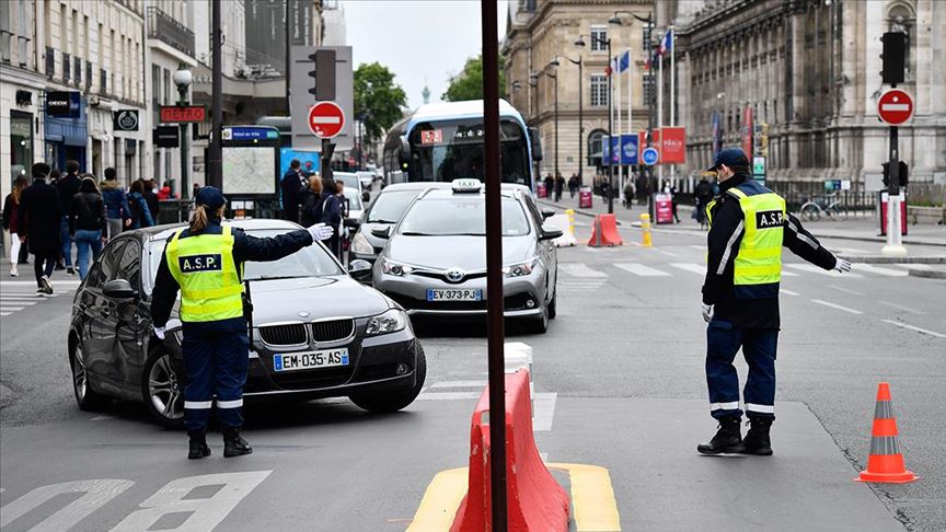 Fransa'da eski Başbakan ve sağlık bakanları hakkında soruşturma açılacak