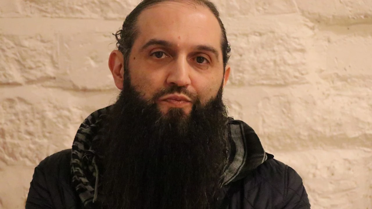 Fransa'da "intifada" dediği için hapis cezası aldı!