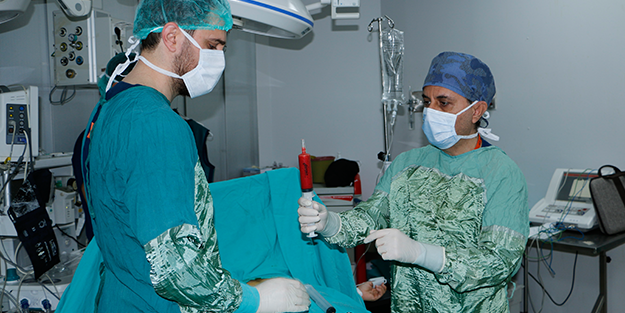 Fransa'da kapı kapı dolaştı! Olmayınca şifayı Diyarbakır'da buldu