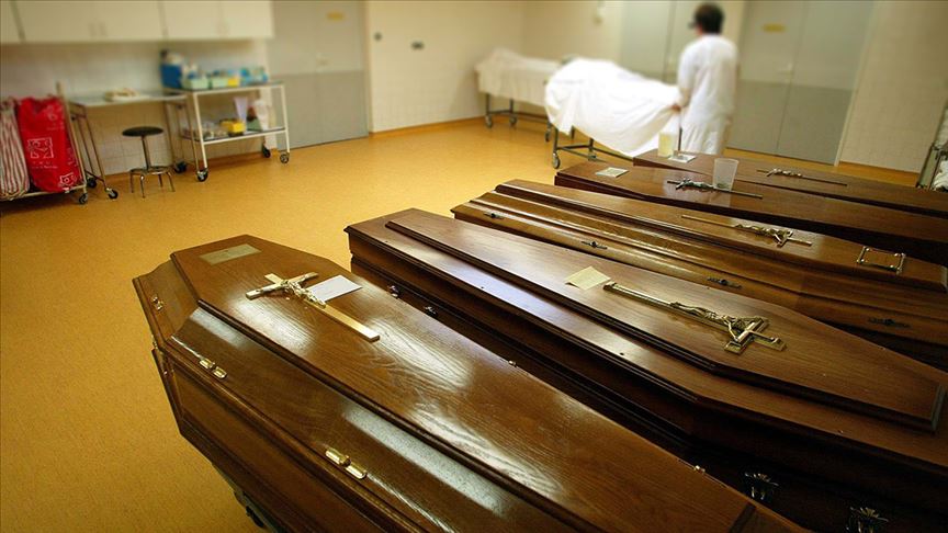 Fransa'da Kovid-19'dan ölenlerin cenazeleri için morg ücreti alınması