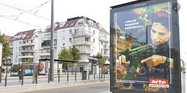 Fransa'da okul önünde terör propagandası!