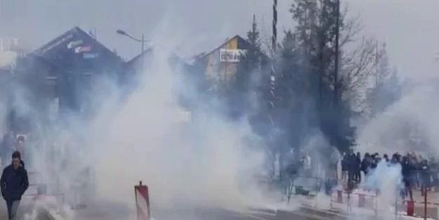 Fransa'da sokaklar savaş alanına döndü