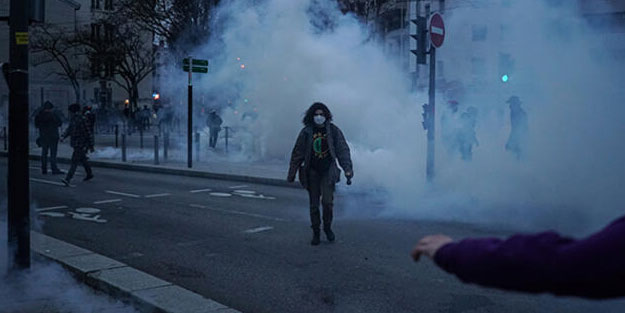 Fransa'da tansiyon yine dorukta