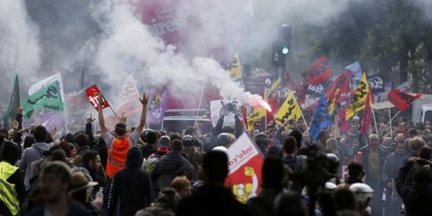 Fransa'da sürpriz karar!