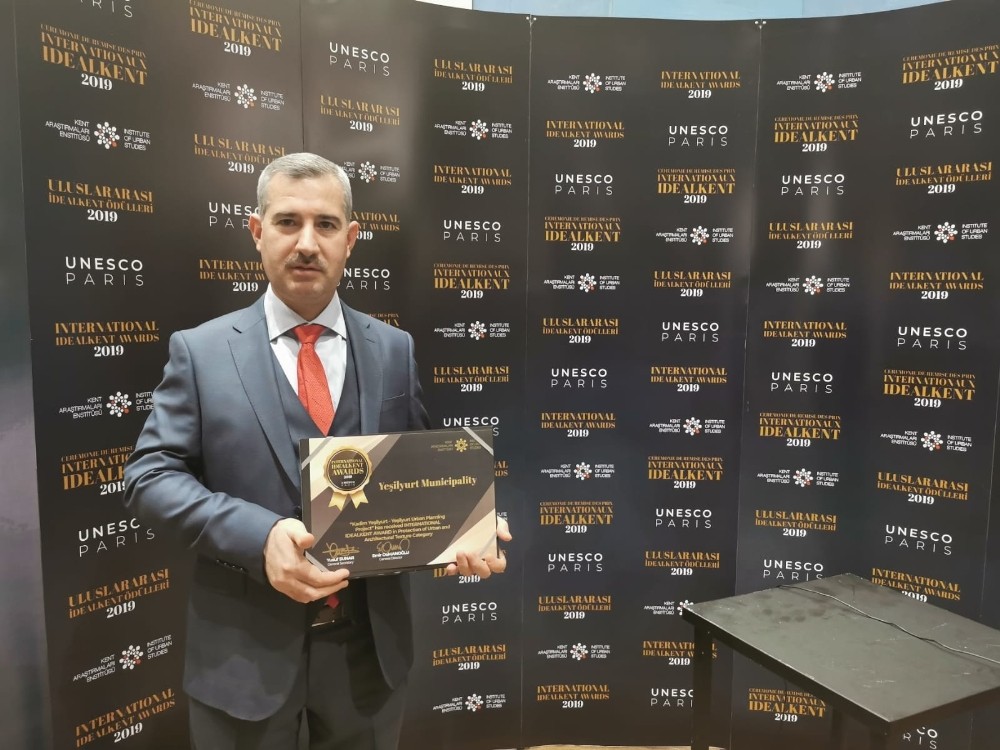 Fransa’da, Yeşilyurt Belediyesi’ne Uluslararası ödül 
