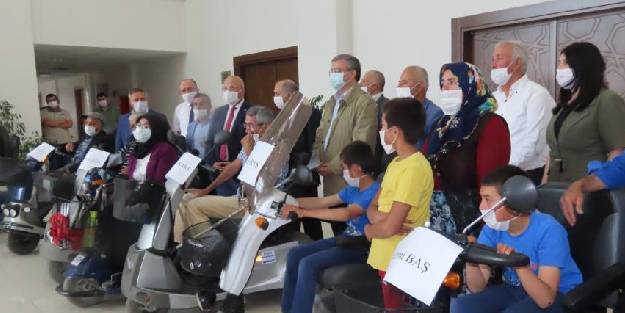 Fransa’daki gurbetçi Emirdağlı kadınlar engellilere ‘Umut’ oldu