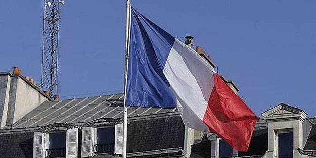 Fransa'dan Gine'deki darbeye ilişkin açıklama