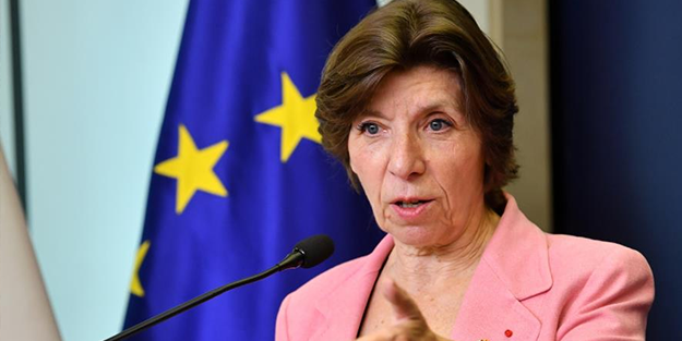 Fransa'dan uyarı: O ülkeye gitmeyin