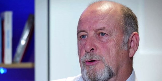 Fransız ajandan 30 yıl geciken özür