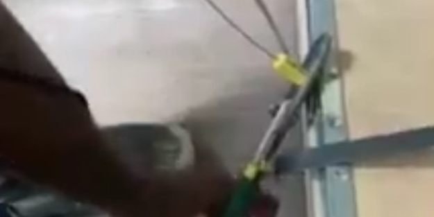 Fransız askerleri Macron'un özel talimatıyla Mali'den kaçırırken yakalandılar! Sandıklardan bakın ne çıktı