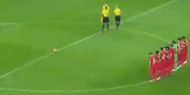 Fransız basını Türkleri hedef gösterdi!