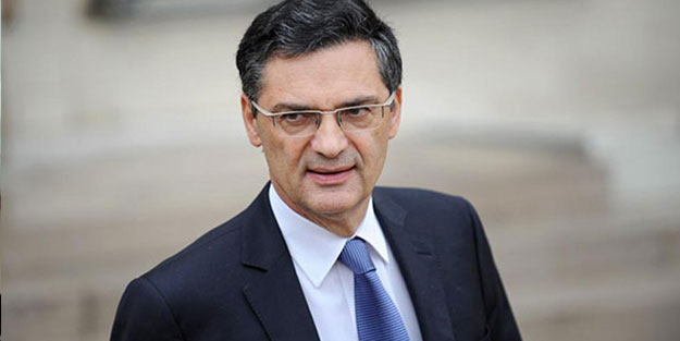 Fransız eski bakan koronadan öldü