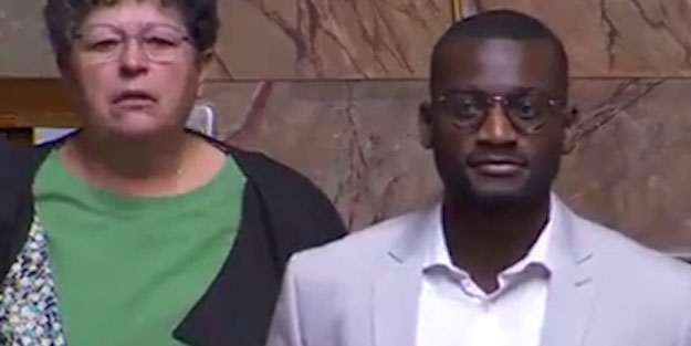 Fransız Meclisi'nde ırkçılık: Afrika'ya geri dönün